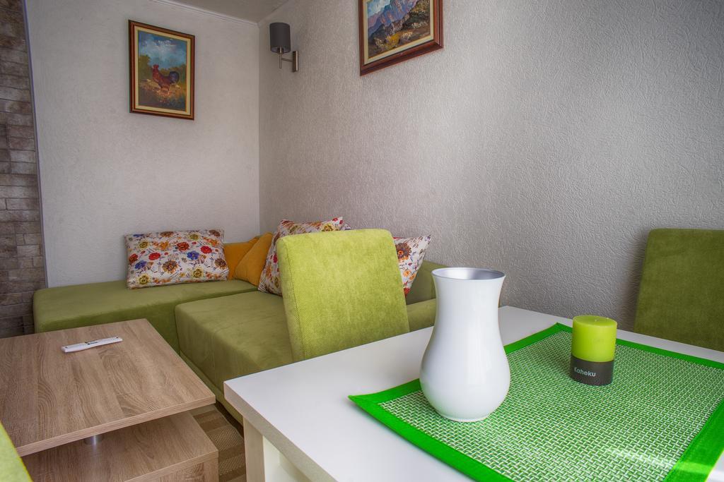 זבליאק Apartmani Restoran Durmitor מראה חיצוני תמונה