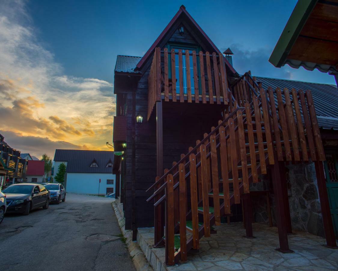 זבליאק Apartmani Restoran Durmitor מראה חיצוני תמונה